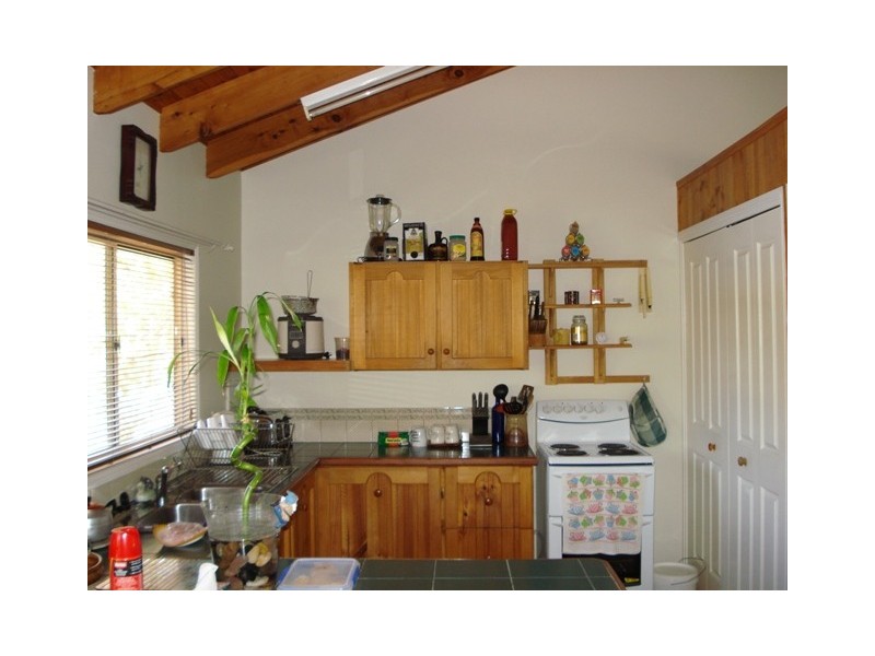 35 Scotts Road, Macleay Island QLD 4184