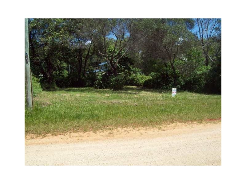 4 Conran Street, Macleay Island QLD 4184