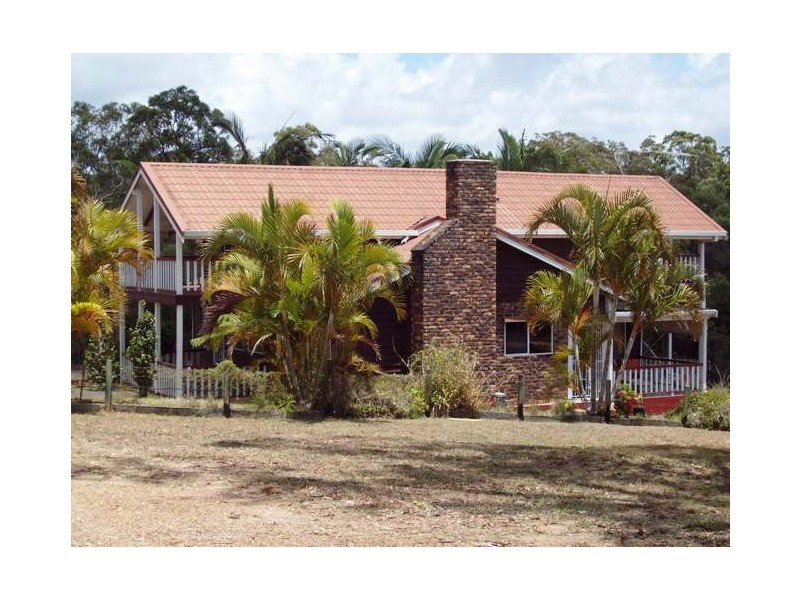 35 Florence Street, Macleay Island QLD 4184