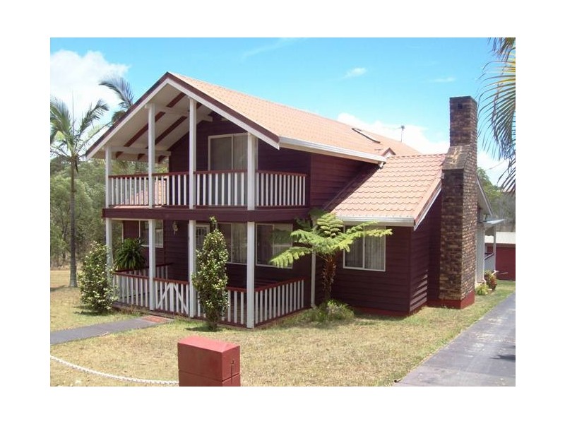 35 Florence Street, Macleay Island QLD 4184