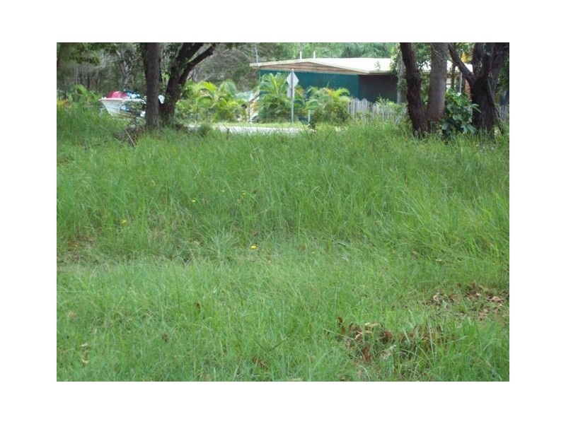 54 Cooee Crescent, Macleay Island QLD 4184