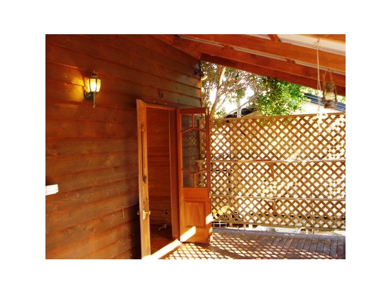 25 Paula Parade, Lamb Island QLD 4184