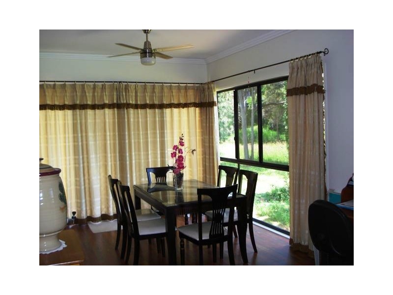 30 Paula Parade, Lamb Island QLD 4184