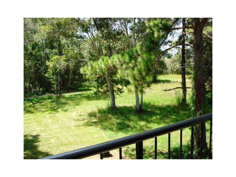 30 Paula Parade, Lamb Island QLD 4184