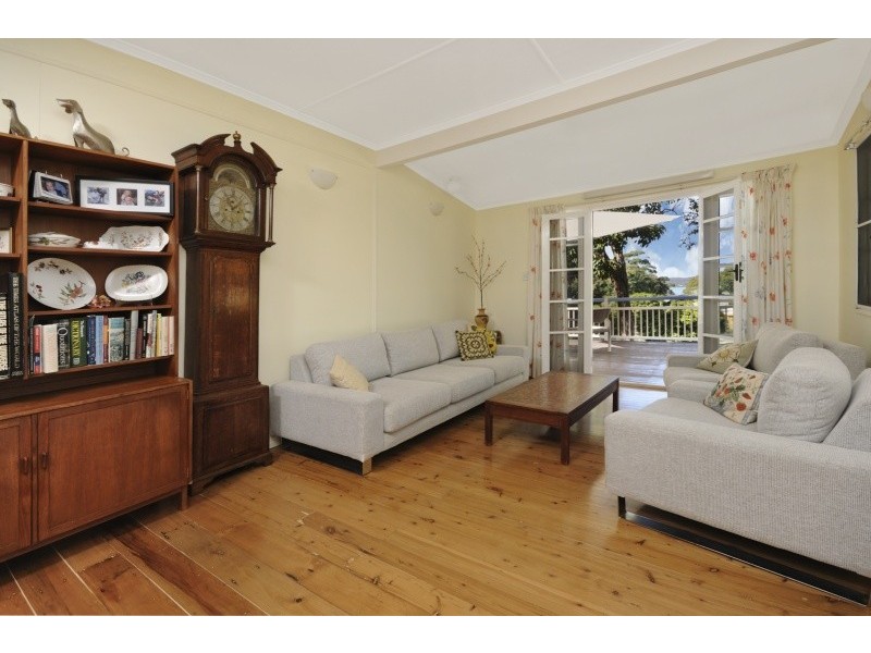 12-20  Pine Avenue, Lamb Island QLD 4184