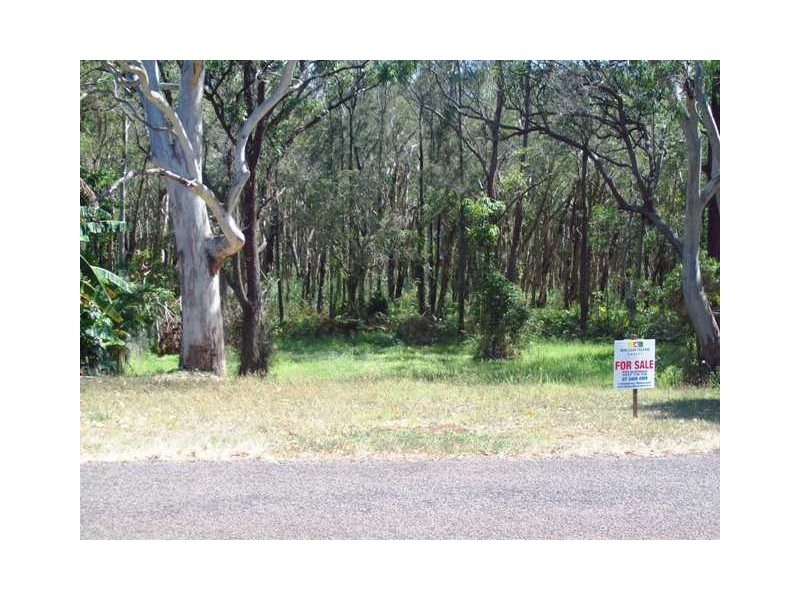 83 Western Road, Macleay Island QLD 4184