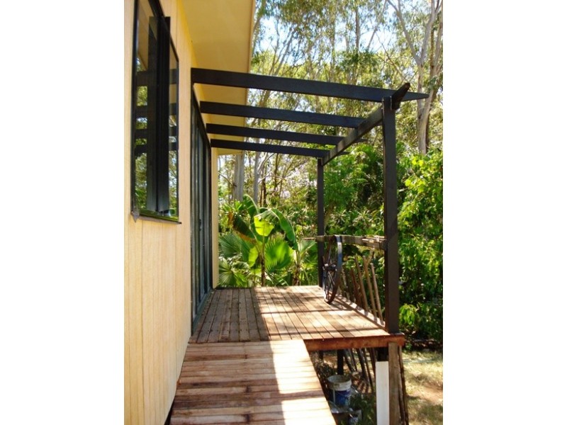 6A Scarborough Terrace, Macleay Island QLD 4184