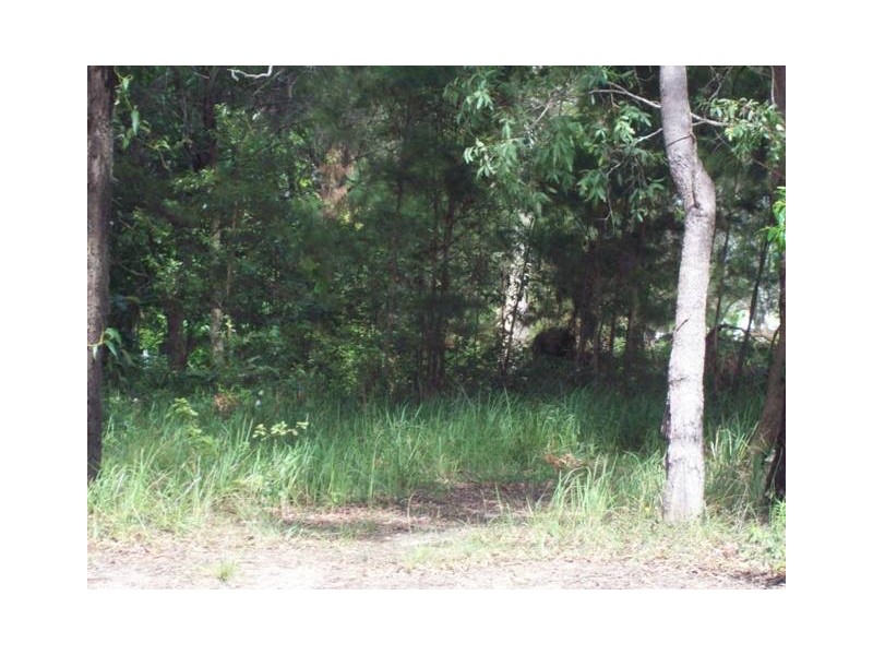 89 High Central Road, Macleay Island QLD 4184