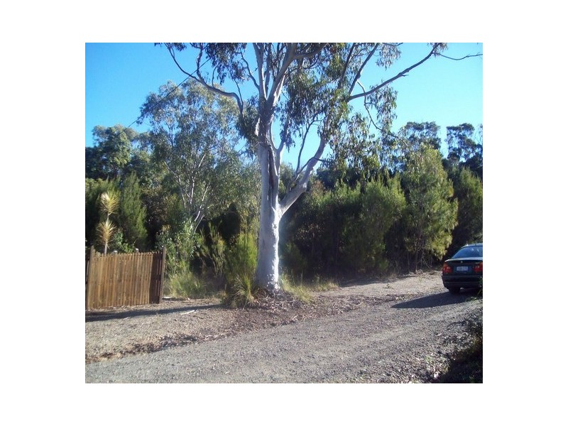 26 Leanne, Macleay Island QLD 4184
