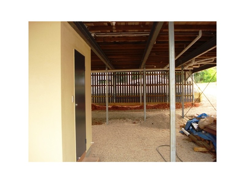 3 June Parade, Lamb Island QLD 4184