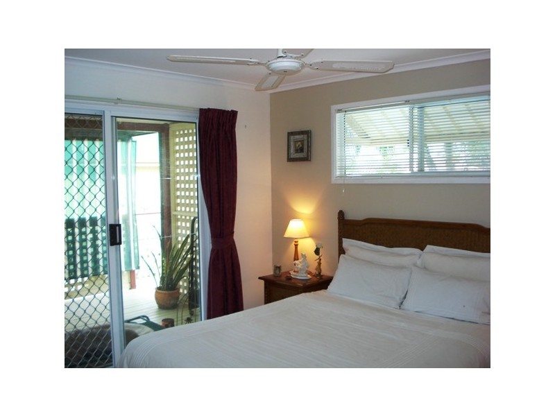 8 Mawarra Street, Macleay Island QLD 4184