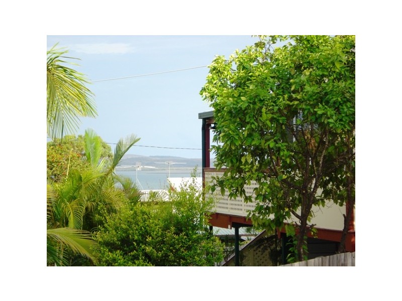 8 Mawarra Street, Macleay Island QLD 4184