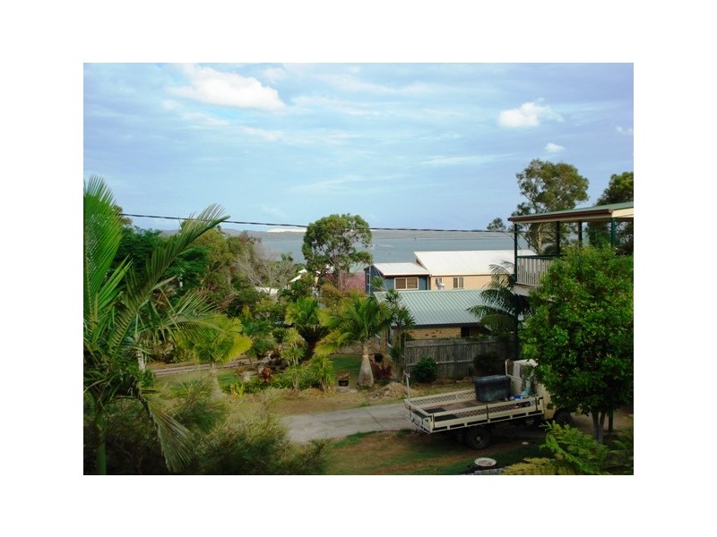 8 Mawarra Street, Macleay Island QLD 4184