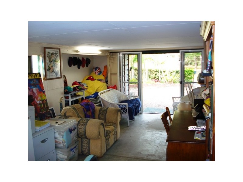 8 Mawarra Street, Macleay Island QLD 4184