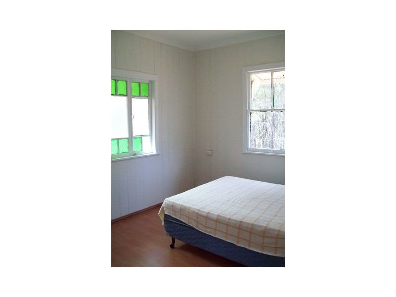 70 High Central Road, Macleay Island QLD 4184