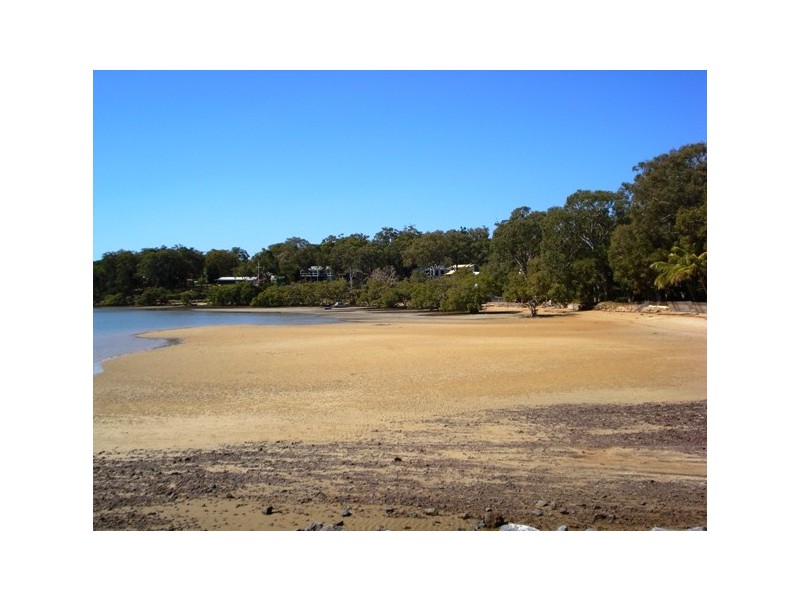 46 Coondooroopa Drive, Macleay Island QLD 4184