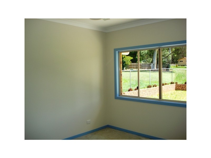 9 Citron Street, Macleay Island QLD 4184