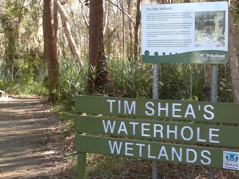 80 Charles Terrace, Macleay Island QLD 4184