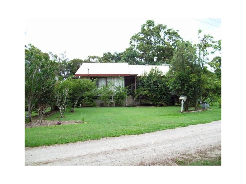 11 Alexander, Macleay Island QLD 4184