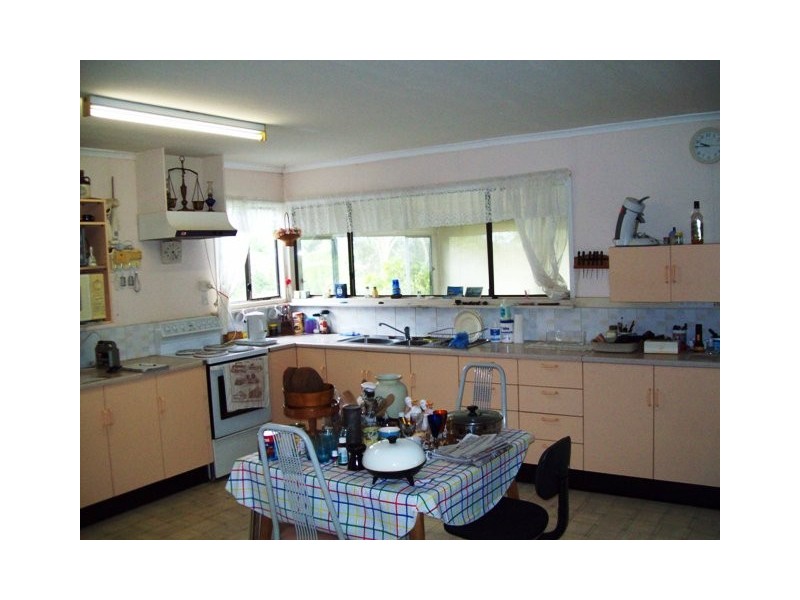 11 Alexander, Macleay Island QLD 4184