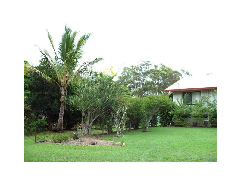 11 Alexander, Macleay Island QLD 4184