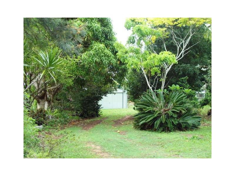 11 Alexander, Macleay Island QLD 4184
