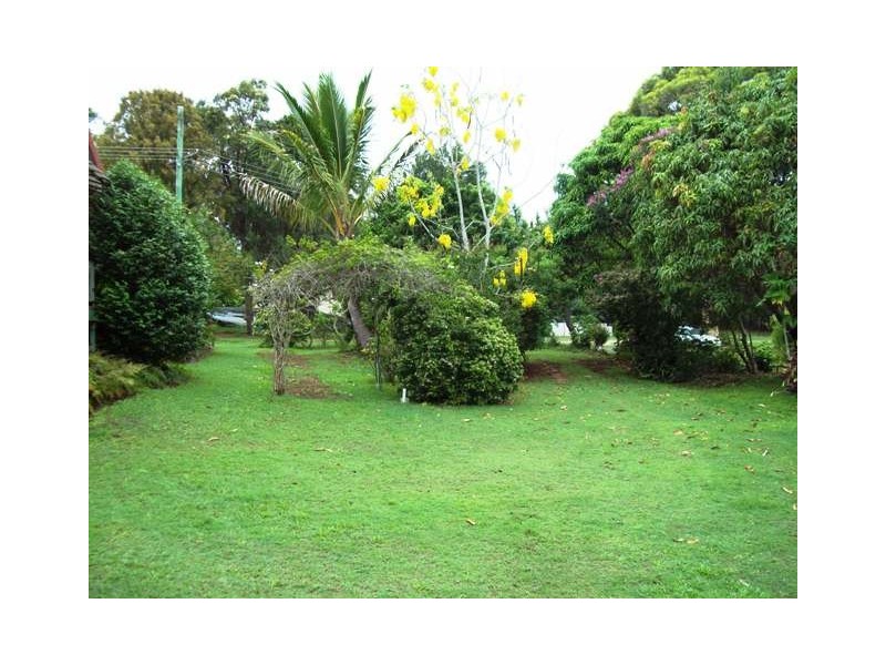 11 Alexander, Macleay Island QLD 4184