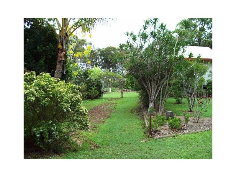 11 Alexander, Macleay Island QLD 4184