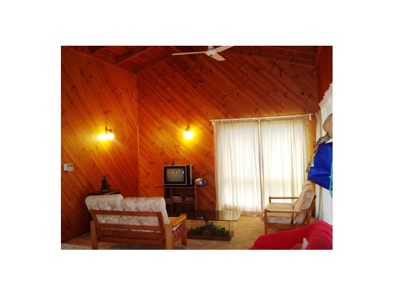 65 Pier Haven, Lamb Island QLD 4184