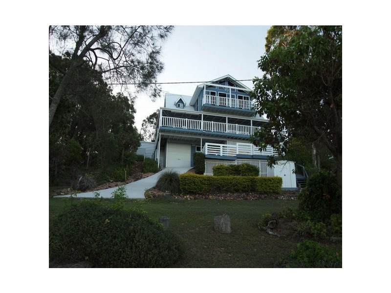 7 Golden Sands, Macleay Island QLD 4184