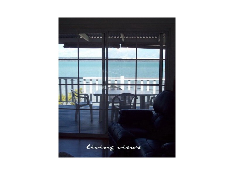 7 Golden Sands, Macleay Island QLD 4184