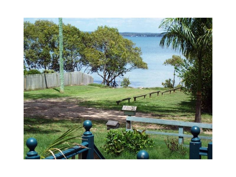 15 Orana St, Macleay Island QLD 4184