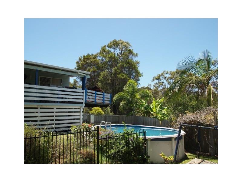 22 Ashton Street, Macleay Island QLD 4184