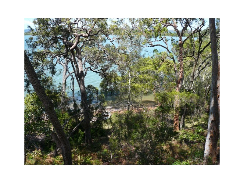70 Timothy Street, Macleay Island QLD 4184