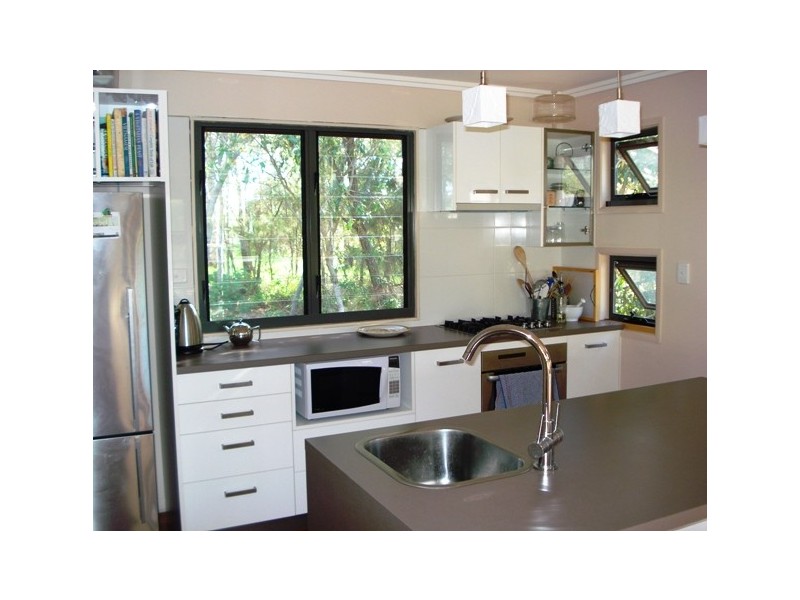 155 Lucas Drive, Lamb Island QLD 4184