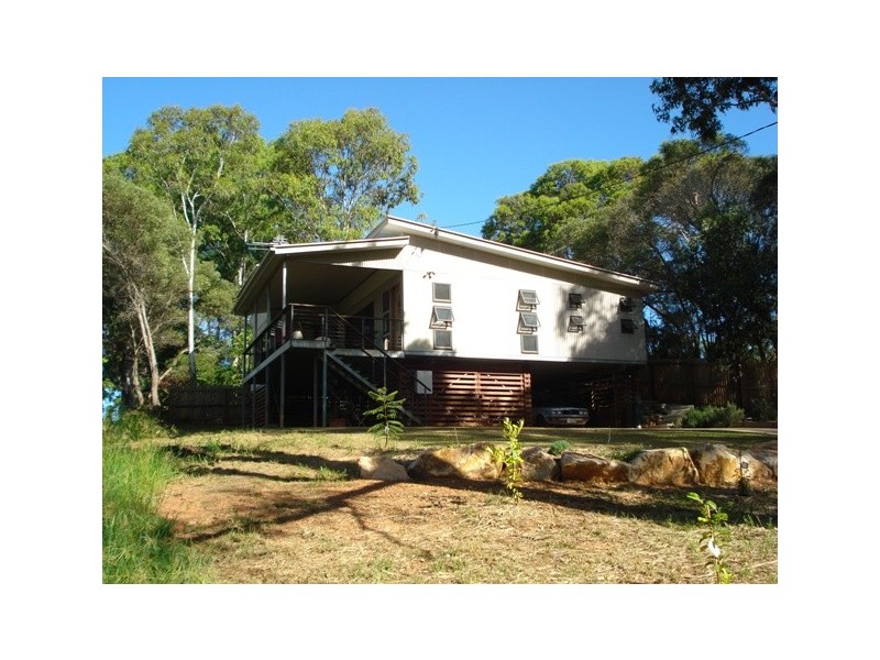 155 Lucas Drive, Lamb Island QLD 4184