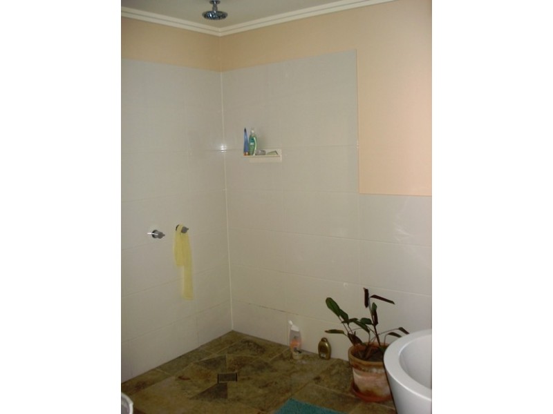 155 Lucas Drive, Lamb Island QLD 4184