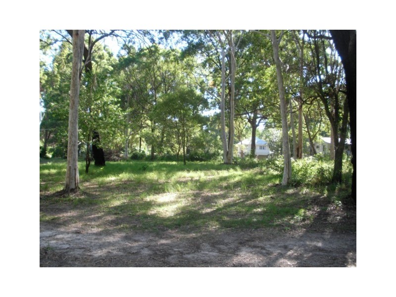 19 Parakeet Street, Macleay Island QLD 4184