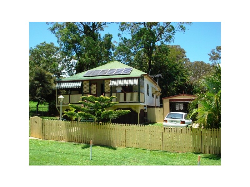 36 Melaleuca Drive, Lamb Island QLD 4184