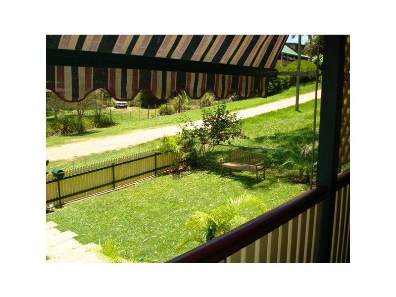 36 Melaleuca Drive, Lamb Island QLD 4184