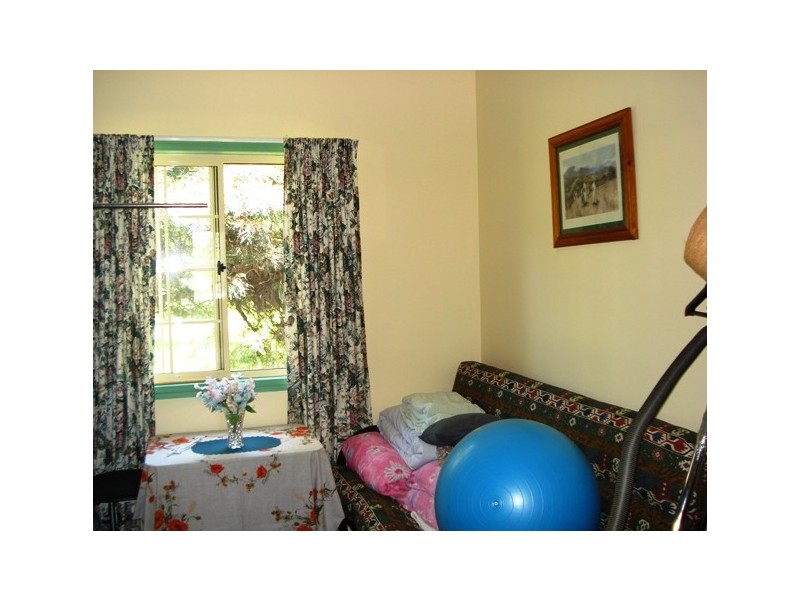 36 Melaleuca Drive, Lamb Island QLD 4184