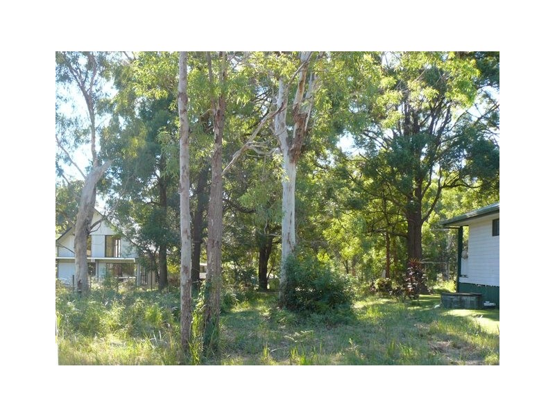 7 Noon-muckle Street, Macleay Island QLD 4184