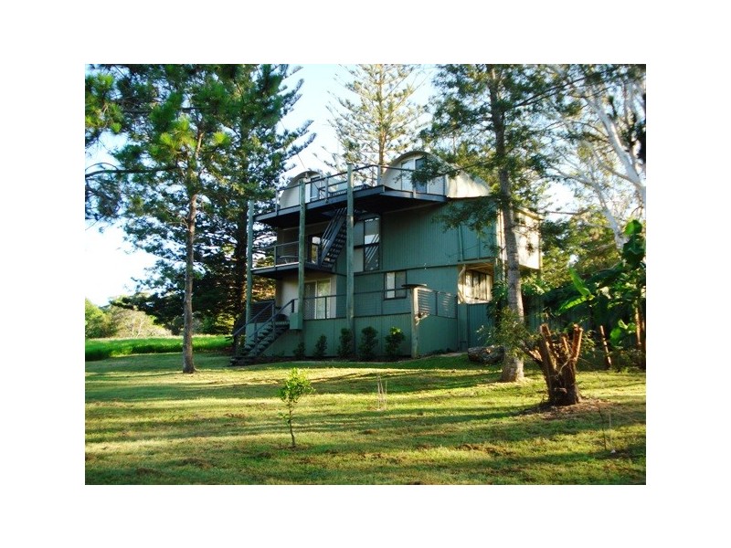 31 Pier Haven, Lamb Island QLD 4184