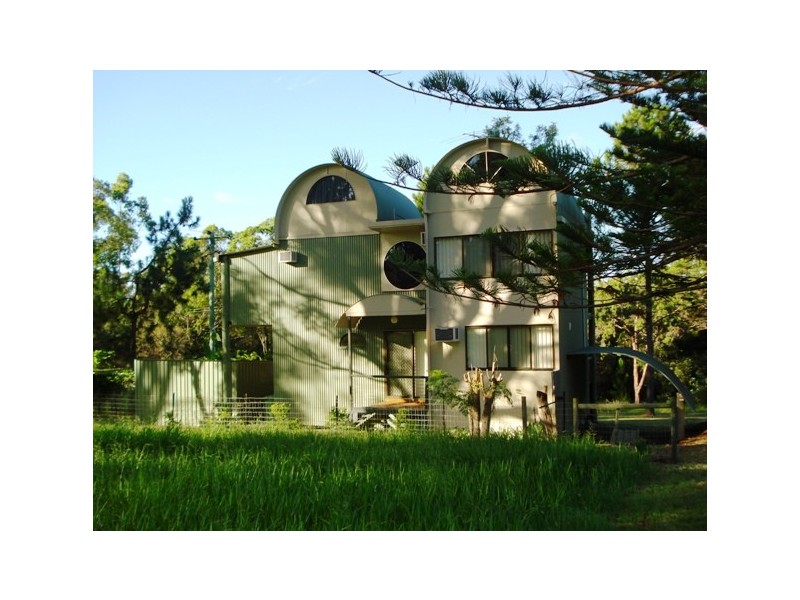 31 Pier Haven, Lamb Island QLD 4184