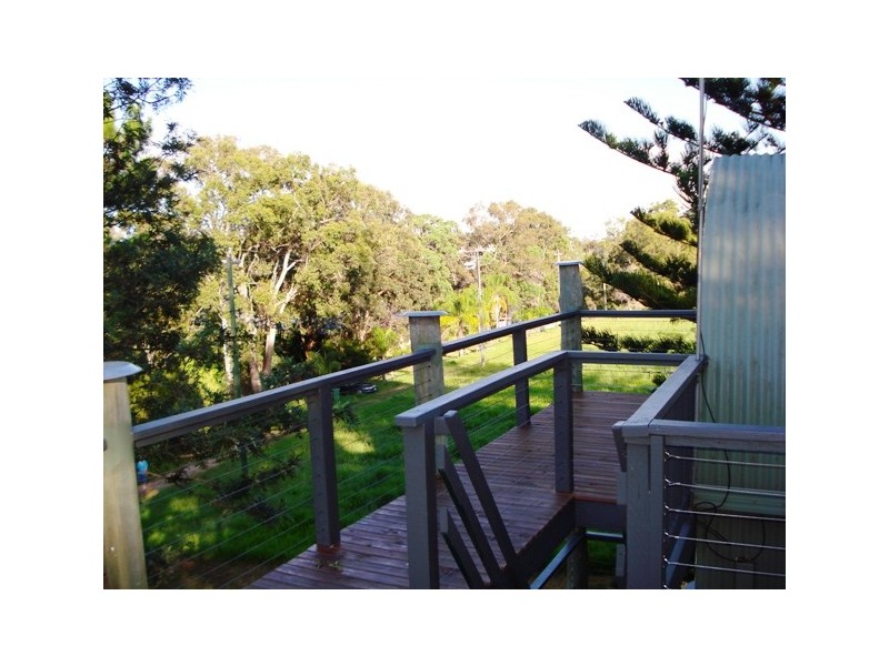 31 Pier Haven, Lamb Island QLD 4184