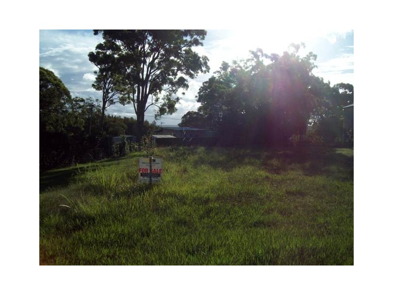 17 Alexander Street, Macleay Island QLD 4184