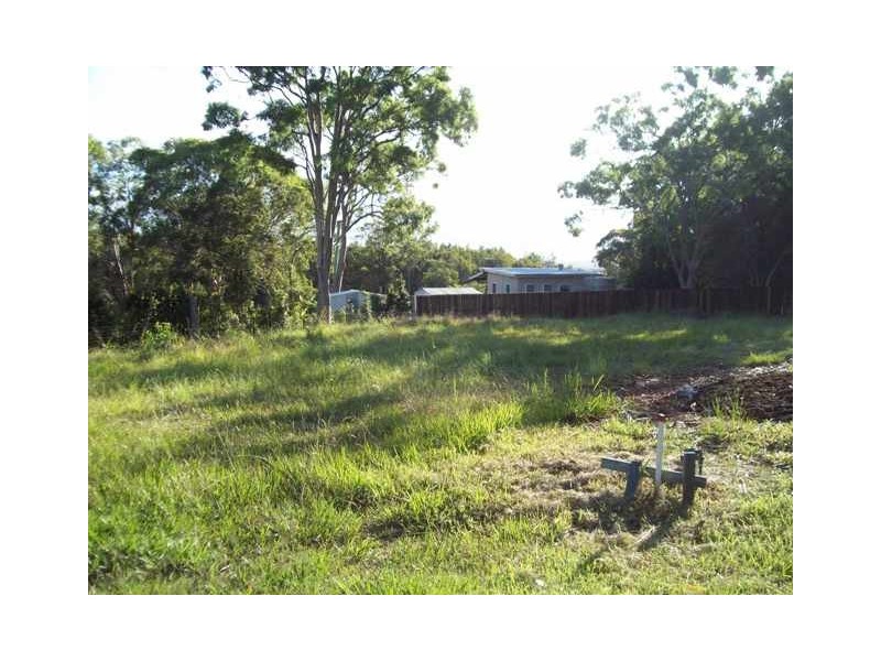 17 Alexander Street, Macleay Island QLD 4184