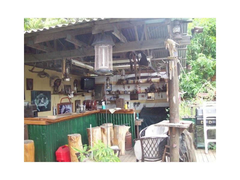 3 Marine, Macleay Island QLD 4184