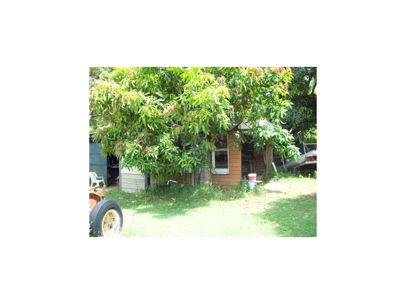 3 Marine, Macleay Island QLD 4184