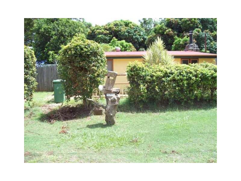 3 Marine, Macleay Island QLD 4184